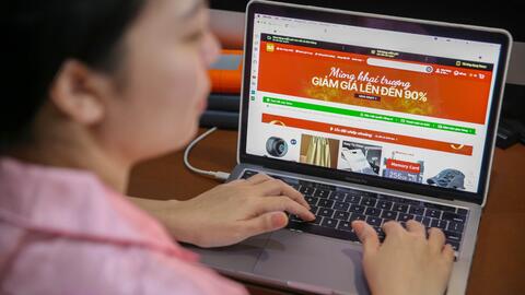 Thương mại điện tử bước vào cuộc chiến mới: Ứng phó cơn lốc hàng giá rẻ