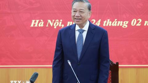 Đẩy mạnh tháo gỡ rào cản, “điểm nghẽn”, bãi bỏ ít nhất 30% điều kiện kinh doanh