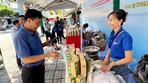 Ngân hàng Khu vực 15: Thúc đẩy thanh toán không dùng tiền mặt trên địa bàn