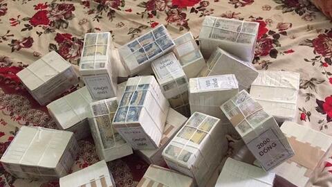 Gần Tết, thị trường đổi tiền lẻ mới sôi động, phí đổi cao tới 70%