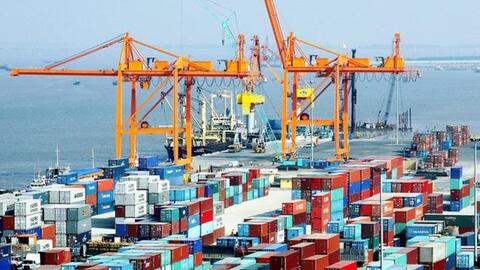 Việt Nam làm được gì để trở thành 1 trong 20 nước có quy mô thương mại lớn nhất thế giới?