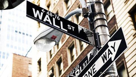 Nhà đầu tư tiếp tục theo dõi báo cáo lợi nhuận quý IV, Phố Wall giảm