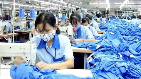 VNDirect: Nhiều công ty dệt may đang có động lực tăng trưởng lớn từ mảng bất động sản