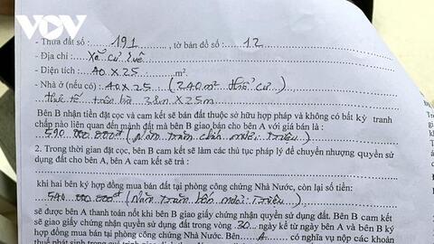 Sốt đất đi qua, buôn làng xót xa: Bán một phần đất, mất hết thổ cư