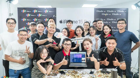 PewPew được 2.000 thương hiệu xếp hàng chờ, "chiến thần" Diệp Lê khoe thu về 13 tỷ đồng chỉ sau một phiên livestream, TikTok Shop đã làm gì khiến dân mạng đảo điên mua sắm đến vậy?