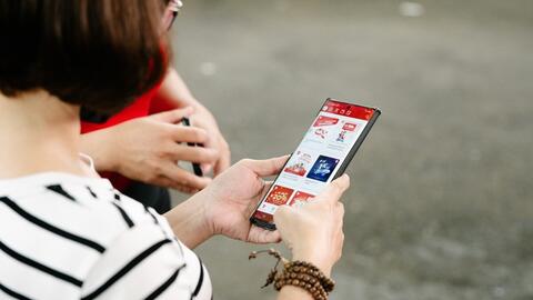 Vay online là gì? Cần chuẩn bị gì để vay online?