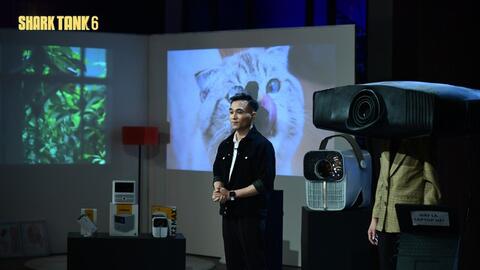 Startup đầu tiên được Shark Minh Beta rút Vé Vàng: Tuyên bố đánh bại "một đối thủ Trung Quốc cực kỳ lớn" tại Việt Nam, cam đoan tivi đã lỗi thời so với máy chiếu mini