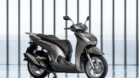 Xả hàng cận Tết, Honda SH 350i bất ngờ "chạm đáy", bán thấp hơn giá đề xuất tới 22 triệu đồng