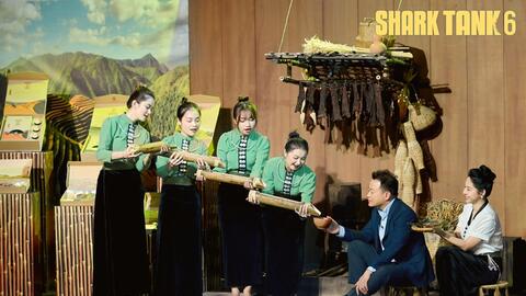 Màn ra deal bất ổn: Startup bán trâu gác bếp trên TikTok khiến shark Bình sợ thành "cá mập gác bếp", Shark Hưng "dọa" không ký DD chốt deal thì không phát sóng