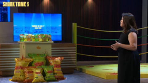 Top 5 thương vụ "hot" nhất Shark Tank mùa 6: Thuyền Xưa không chiêu trò vẫn hút thảo luận gấp 8 lần TikToker Long Chun, startup snack dế mèn tăng 12,5 lần doanh thu trên Shopee