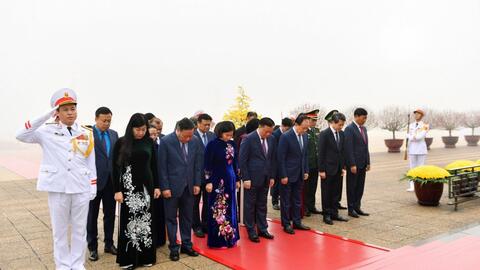 Lãnh đạo TP vào Lăng viếng Chủ tịch Hồ Chí Minh