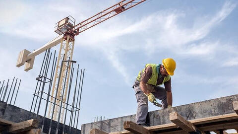 Top 10 Công ty Vật liệu xây dựng năm 2024: Tôn Đông Á ‘bật’ chỗ của EuroWindow, Viglacera vượt Vicostone