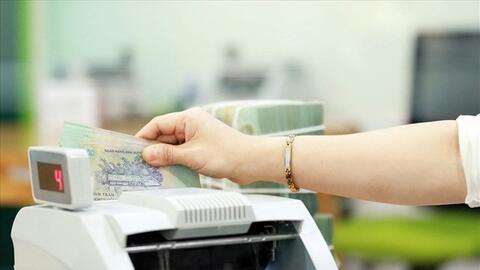 Xuất hiện nhiều ngân hàng vẫn giữ lãi suất tiết kiệm trên 7%/năm
