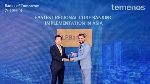 LPBank vinh dự nhận giải thưởng “Triển khai Core Banking nhanh nhất Châu Á”