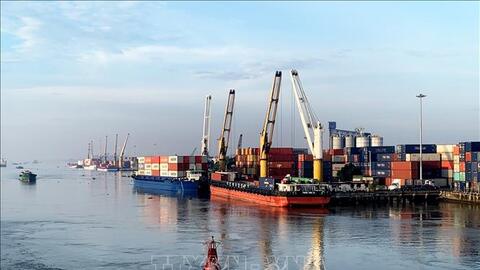 Thúc đẩy năng lực xuất khẩu của vùng kinh tế trọng điểm