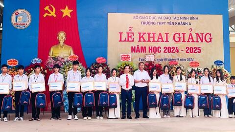 Chặng đường hơn 2 thập kỷ ươm mầm ước mơ của Sacombank