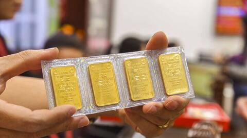 Giá vàng hôm nay 30/10: Lại chinh phục đỉnh cao nhất mọi thời đại