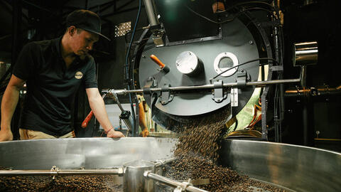 Giá cà phê hôm nay 27/6/2025, thị trường trong nước ngược chiều thế giới