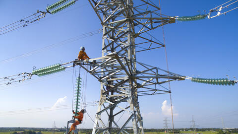 EVN tăng tốc các dự án trọng điểm, sản lượng điện vượt mốc lịch sử