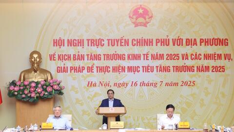 Phấn đấu tăng trưởng kinh tế năm 2025 từ 8,3-8,5%