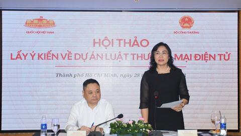 Nhiều ý kiến đóng góp hoàn thiện Dự thảo Luật Thương mại điện tử