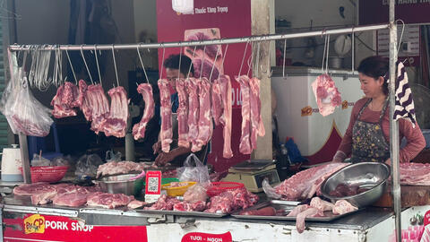 TP. Hồ Chí Minh: Thịt heo rớt giá mạnh, tiểu thương ‘kêu trời’ vì sức mua giảm