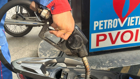 Giá xăng dầu hôm nay 10/09/2025: Bật tăng 2%