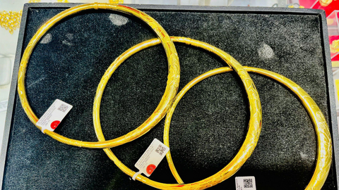 Giá vàng hôm nay 16/09/2025: Neo cao