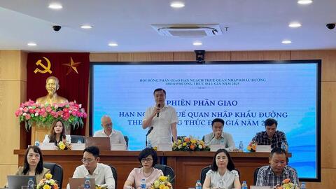 Bộ Công Thương phân giao hạn ngạch nhập khẩu 100.000 tấn đường