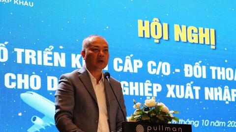 Xuất khẩu thuận lợi hơn nhờ phân cấp thủ tục về địa phương