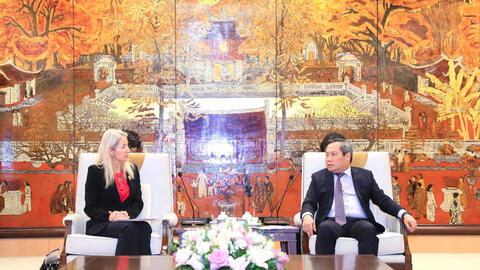 Hà Nội trao đổi với Tập đoàn Ford Motor về chính sách giao thông xanh