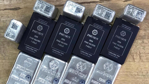 Giá bạc hôm nay 10/2/2026: Bật tăng trở lại