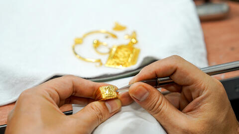 Mùng 3 Tết, giá vàng bất ngờ đảo chiều