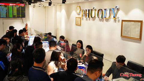 Nhà đầu tư ‘tích sản’ ra sao sau cú sốc giá vàng, bạc?