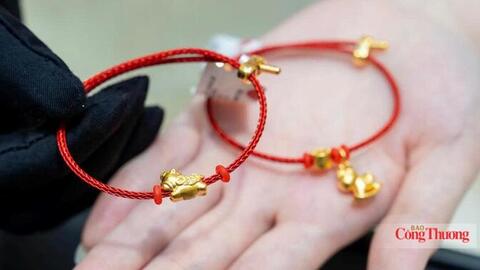 Giá vàng hôm nay (11/8): Vàng đang chờ cú bứt phá?