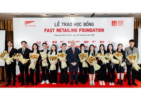Chạm tới ước mơ Nhật Bản: Fast Retailing nâng bước học sinh Việt năm thứ ba