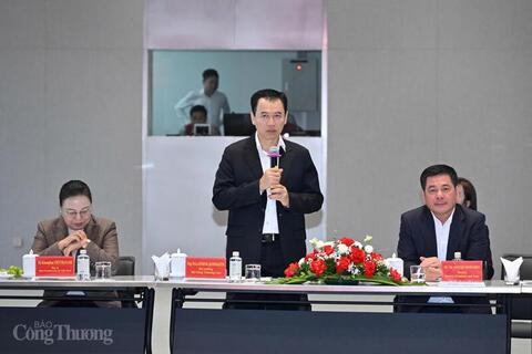 Việt Nam - Lào: Gắn kết hợp tác, cùng phát triển công nghiệp