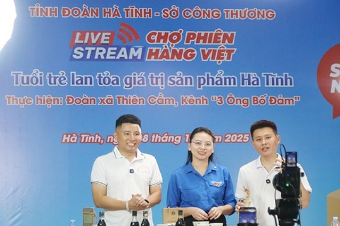 Online Friday 2025: Từ 'an tâm' mua sắm đến 'an vui' tiêu thụ