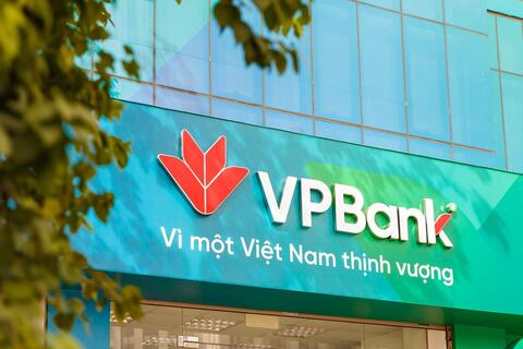 VPBank hỗ trợ lãi suất cho khách hàng ảnh hưởng bởi bão lũ tại 15 tỉnh thành