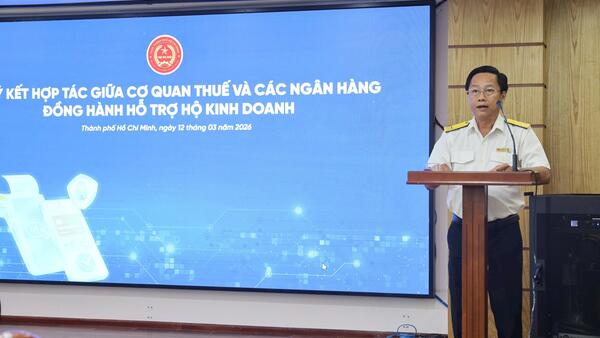 Thuế TP. Hồ Chí Minh và OCB đồng hành cùng hộ kinh doanh chuyển đổi hình thức kê khai thuế