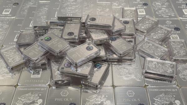 Giá bạc hôm nay 13/3/2026: Đảo chiều tăng