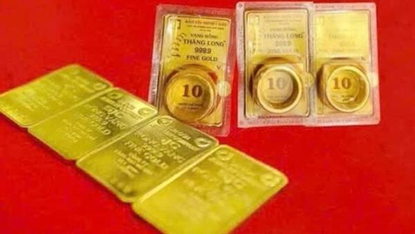 Giá vàng ngày 2/4: Trong nước và thế giới cùng bật tăng mạnh