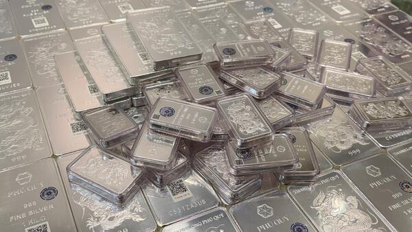 Ngày 6/4: Giá bạc giao dịch trên 74 triệu đồng/kg