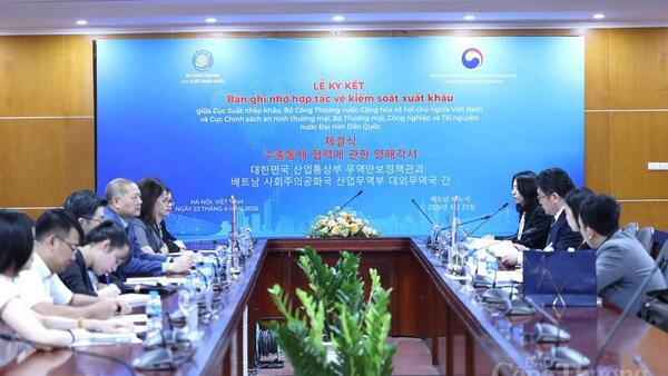 Lễ ký kết Bản ghi nhớ hợp tác về kiểm soát xuất khẩu