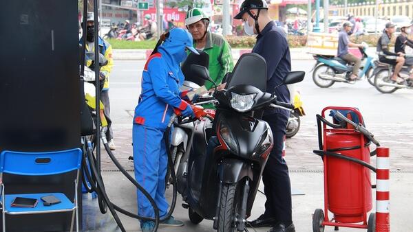 Giá xăng dầu ngày 21/5/2026: Thế giới tiếp tục giảm