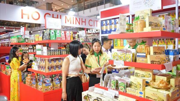 ‘Mở đường’ cho cột mốc 50 tỷ USD thương mại Việt Nam - Thái Lan