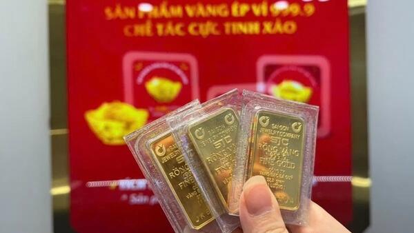 Giá vàng hôm nay (11/6): Sắp chạm mốc 4.000 USD