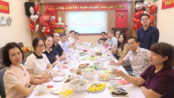 Công đoàn Cơ sở Hiệp hội Ngân hàng Việt Nam tổ chức “Bữa cơm Công đoàn”