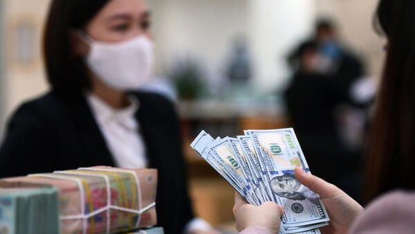 Gỡ nút thắt lãi suất: Khi nỗ lực chạm rào cản thị trường Kỳ III - Lạm phát, tỷ giá, FED: Biến số khó lường khiến dư địa nới lỏng chính sách tiền tệ ngày càng eo hẹp