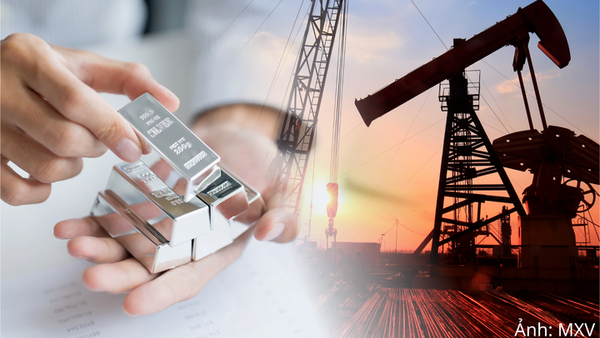 Giá bạc giảm về mức thấp nhất trong 2 tuần